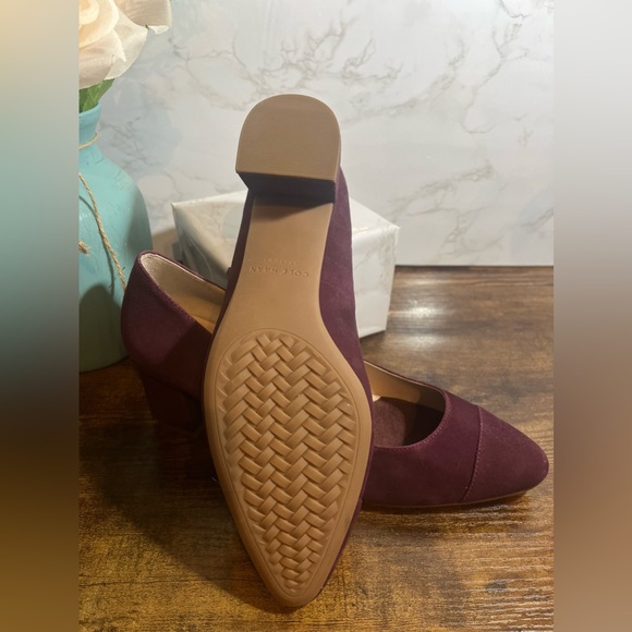 NWOT Cole Haan burgundy suede heels size 8 to 8 1/2 - Picture 5 of 10